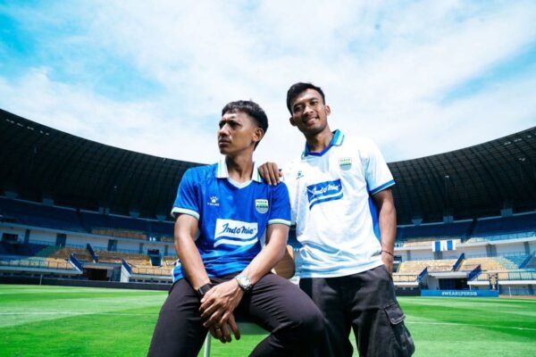 Persib Bandung Perkenalkan Jersi Terbaru untuk Menghadapi Kompetisi ACL II